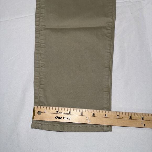 American Eagle Men’s Khaki Pants Size 31x30 - Picture 3 of 8